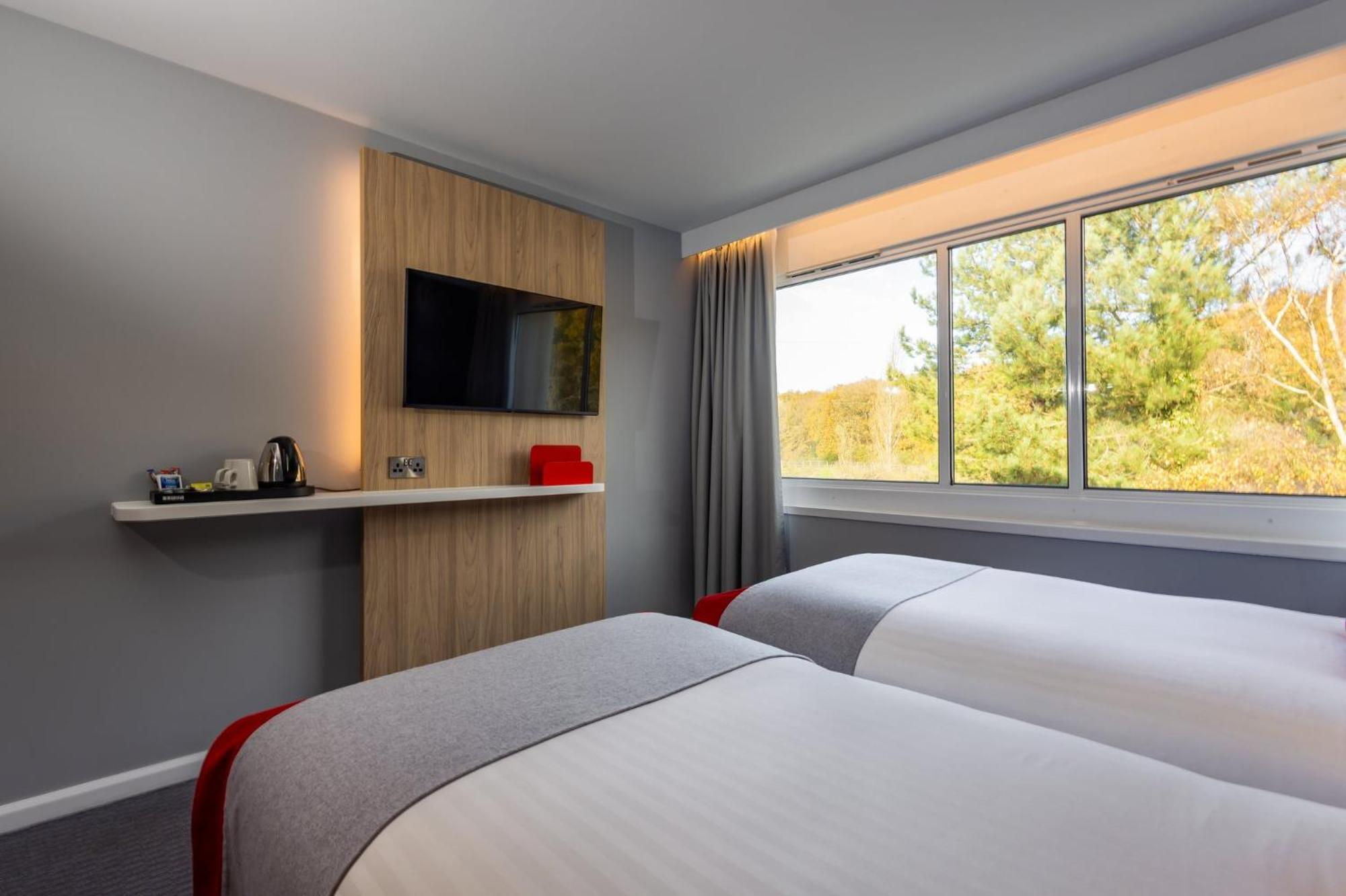 Express By Ihg 3*
