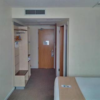 Express By Ihg Hotel