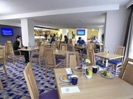 Express By Ihg Hotel